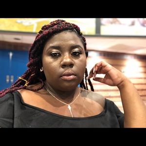 Meet your Posher, Adele